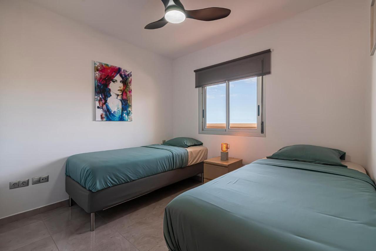 Go2Tenerife Apart'Madera Terrace, Swimming Pool & Parking Costa Adeje  Exterior photo
